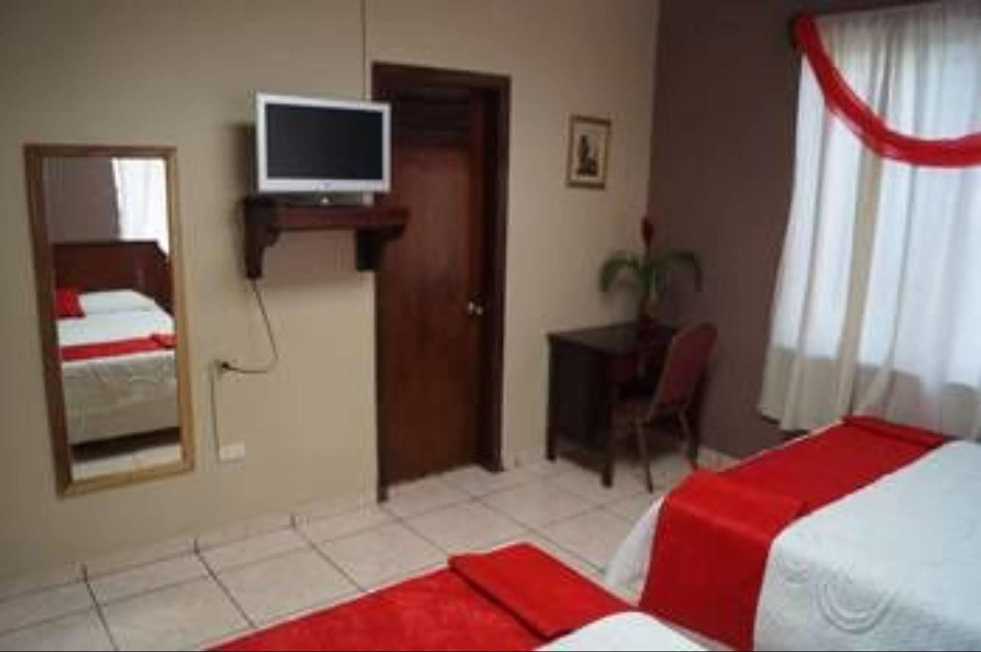 Micro Hotel Rio De Piedras San Pedro Sula Exterior photo